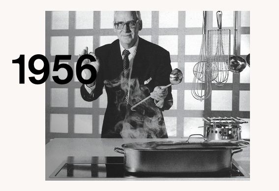1956 年，厨房前的乔治•冯•布兰奎特